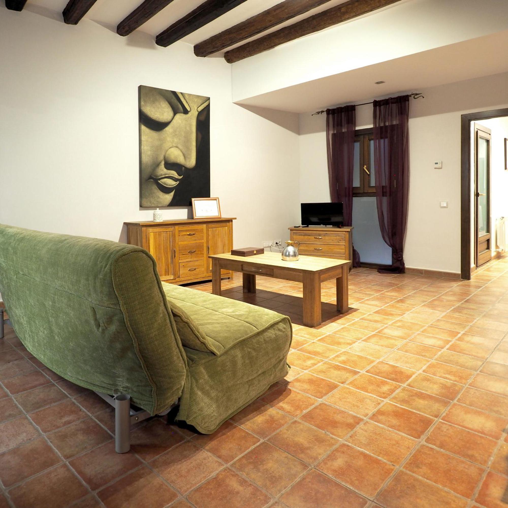 Apartamentos Angelus Plaza Mayor De Graus Exterior foto